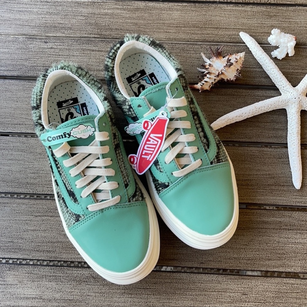🌴🔆VANS- PLATFORM HAIR STYLES🔆🌴 - Picture 5 of 12